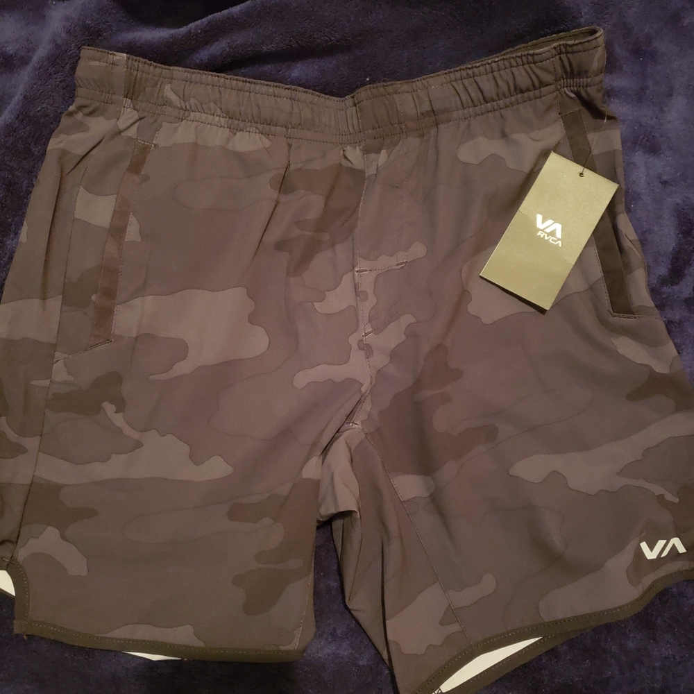 RVCA Camo Yogger Stretch Athletic Shorts